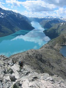 Gjende_from_Besseggen